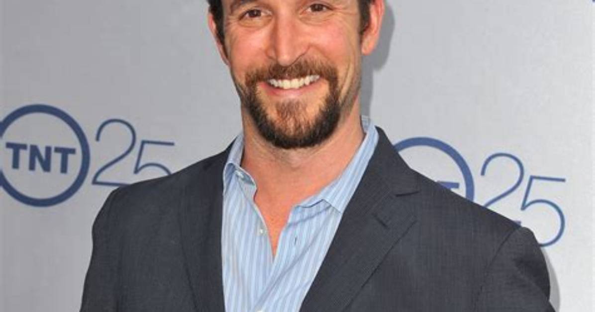 All About Noah Wyle Net